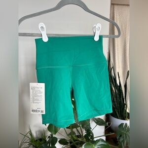 NWT Women’s LULULEMON Cascade Green* 6” Align Shorts